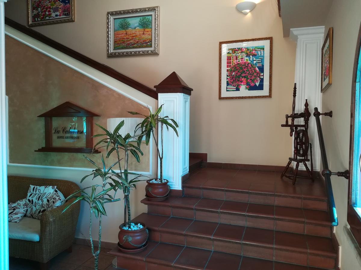 Hotel La Calabrese Isola Di Capo Rizzuto Екстер'єр фото