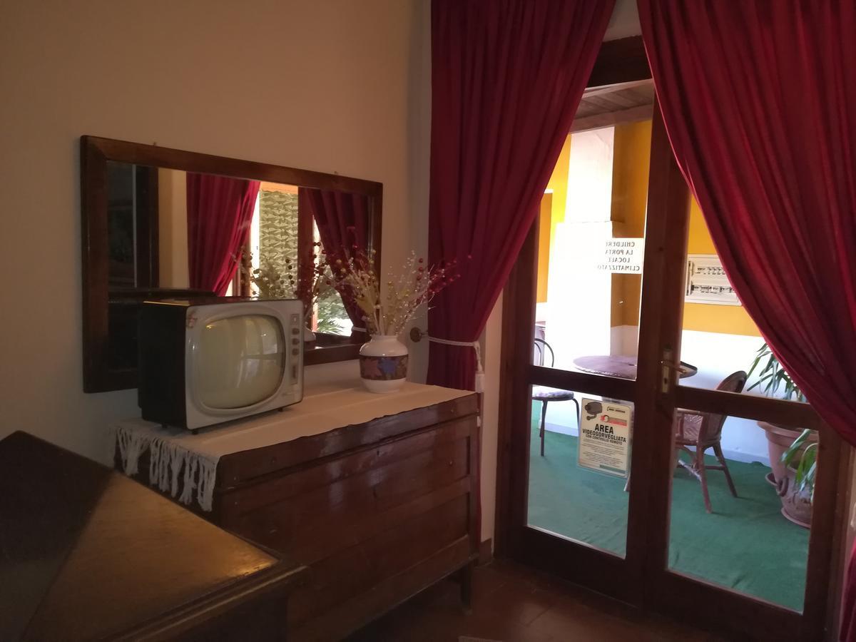 Hotel La Calabrese Isola Di Capo Rizzuto Екстер'єр фото