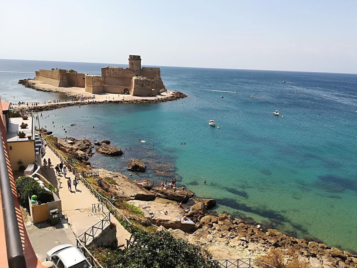 Hotel La Calabrese Isola Di Capo Rizzuto Екстер'єр фото