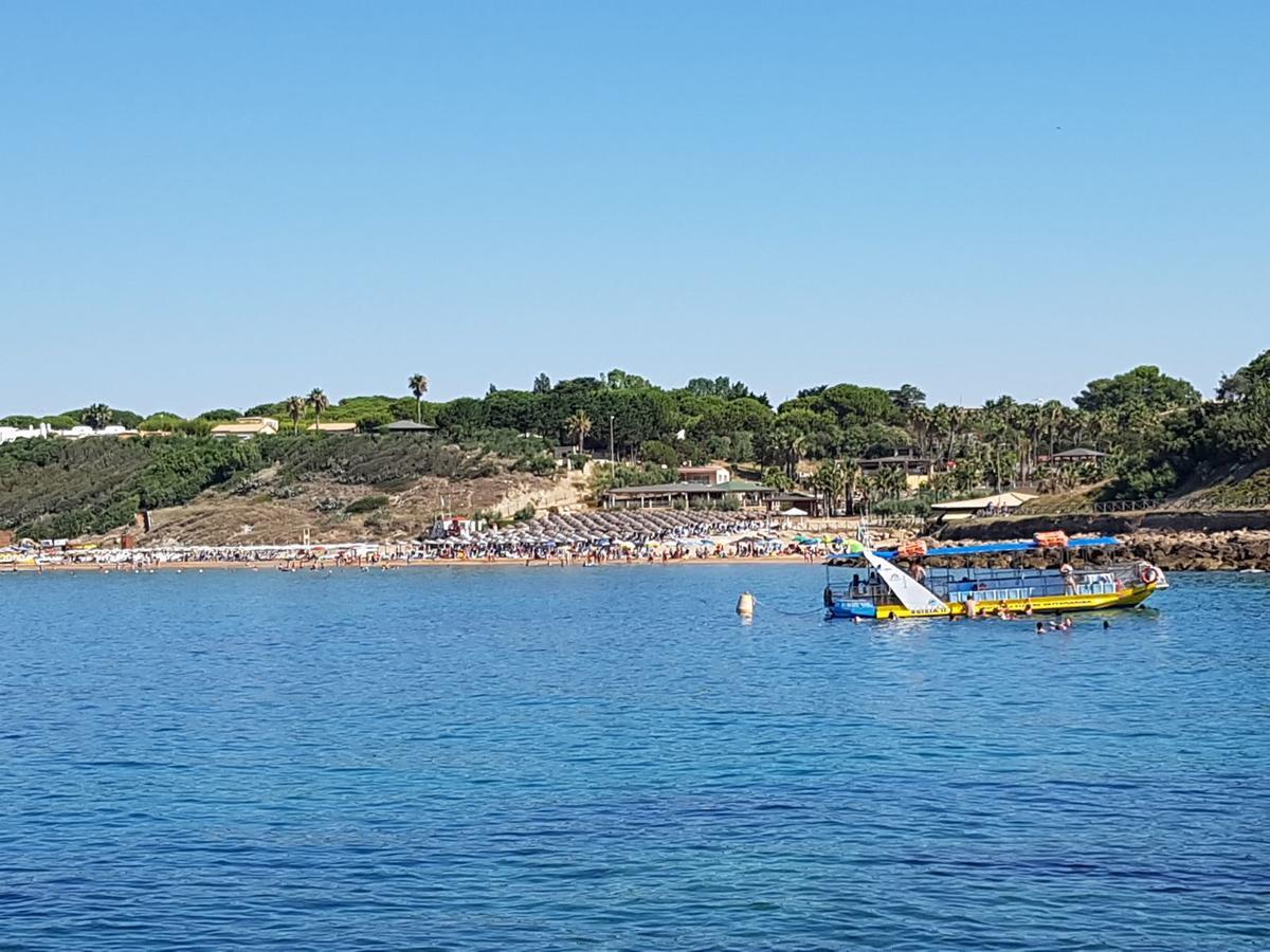 Hotel La Calabrese Isola Di Capo Rizzuto Екстер'єр фото