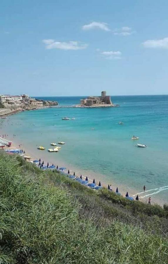 Hotel La Calabrese Isola Di Capo Rizzuto Екстер'єр фото